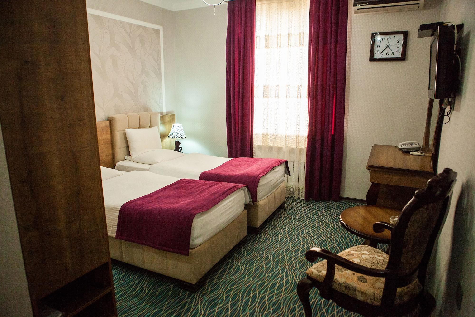 Issam Hotel & Spa Sheki Exterior foto