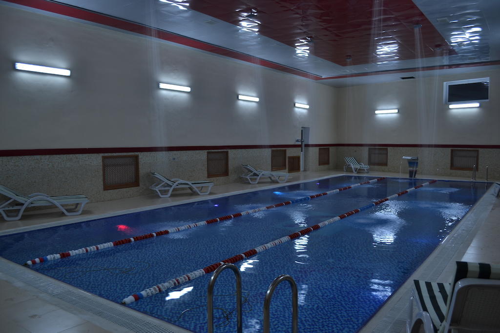 Issam Hotel & Spa Sheki Exterior foto