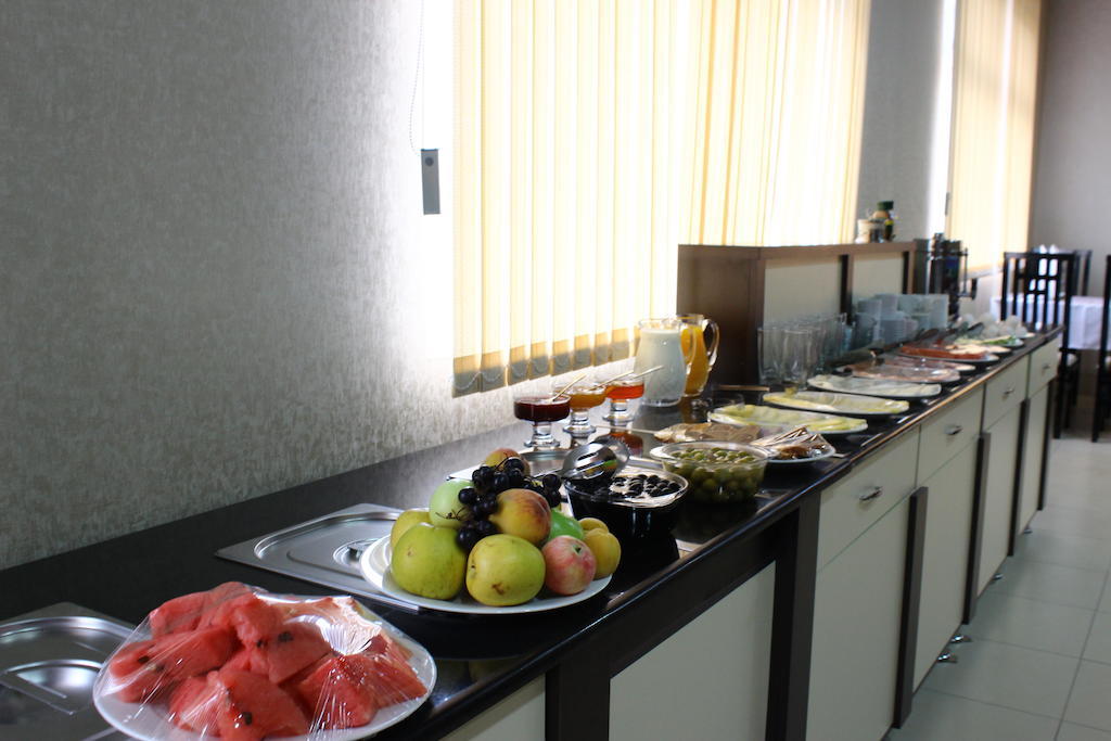 Issam Hotel & Spa Sheki Exterior foto