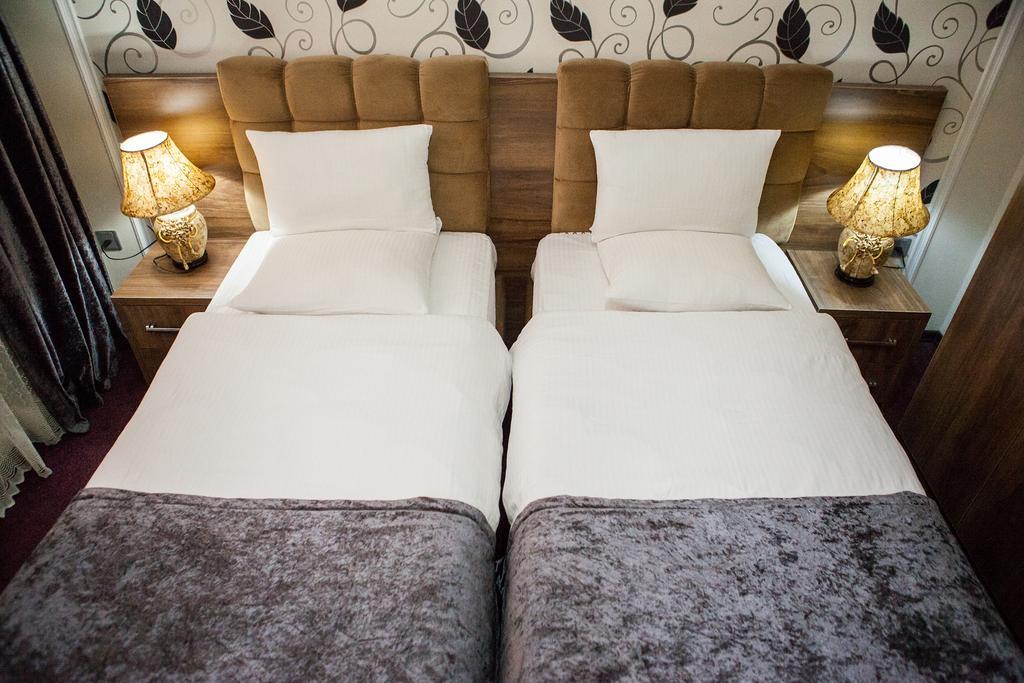 Issam Hotel & Spa Sheki Exterior foto