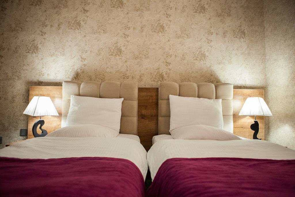 Issam Hotel & Spa Sheki Exterior foto