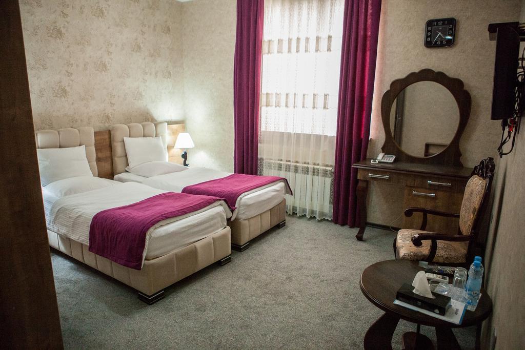 Issam Hotel & Spa Sheki Exterior foto