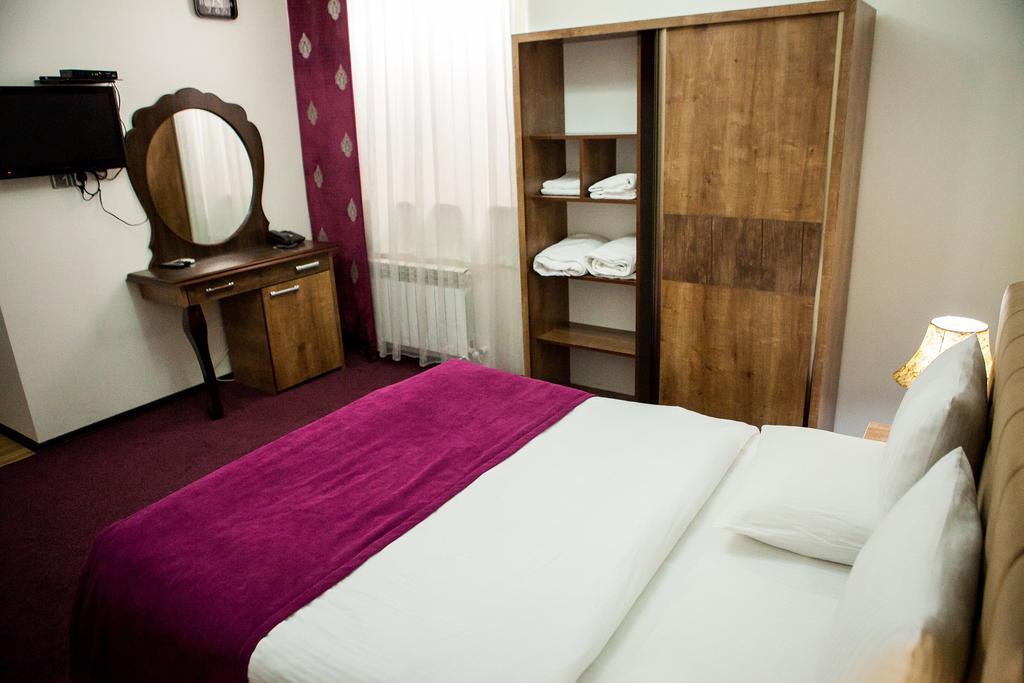 Issam Hotel & Spa Sheki Exterior foto