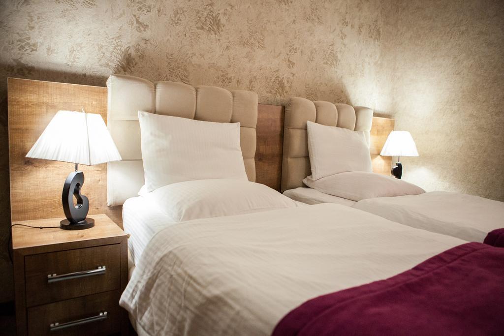 Issam Hotel & Spa Sheki Exterior foto