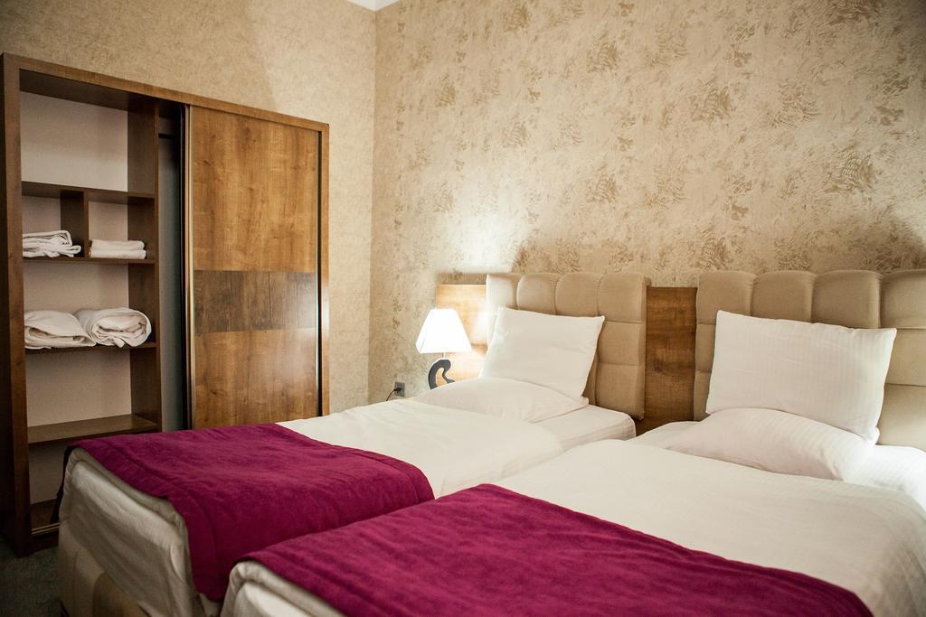 Issam Hotel & Spa Sheki Exterior foto
