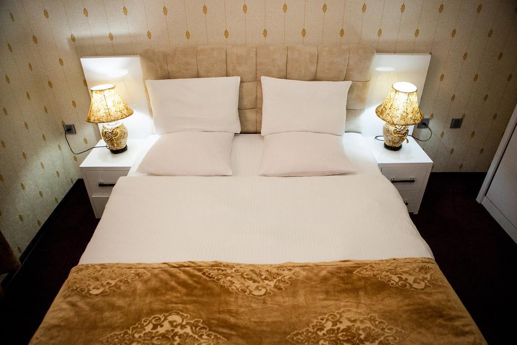 Issam Hotel & Spa Sheki Exterior foto