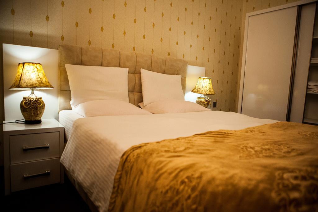 Issam Hotel & Spa Sheki Exterior foto