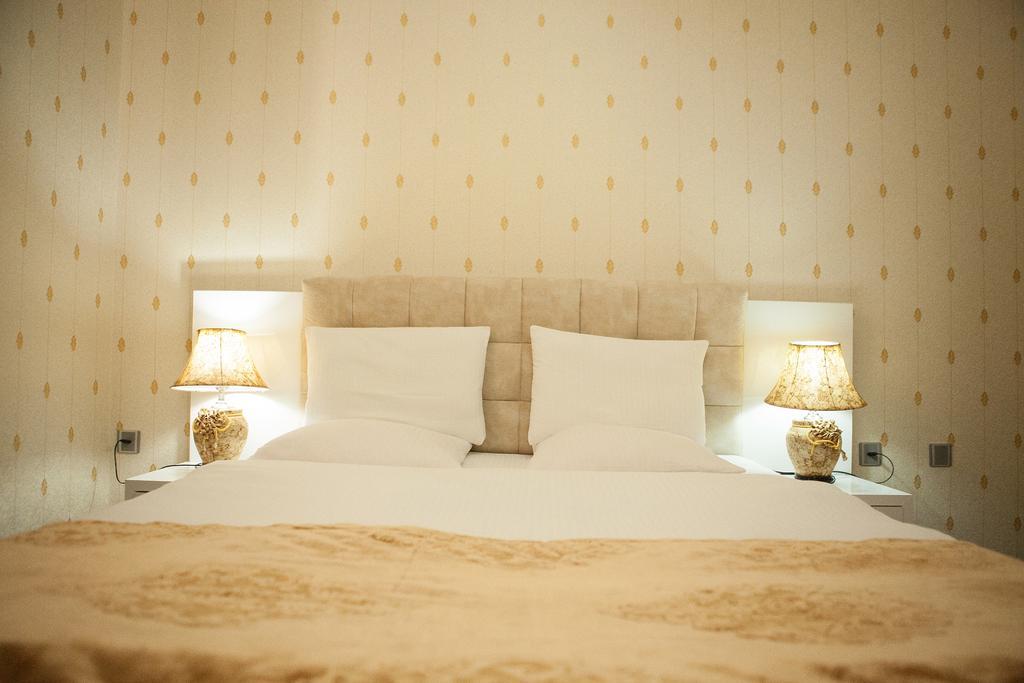 Issam Hotel & Spa Sheki Exterior foto