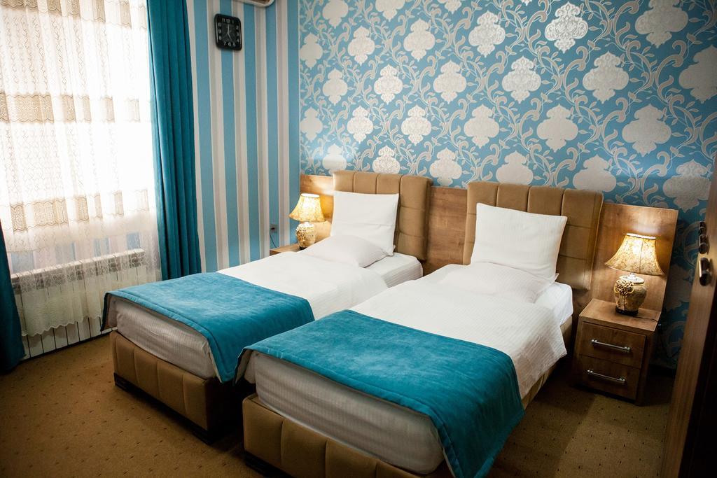 Issam Hotel & Spa Sheki Exterior foto