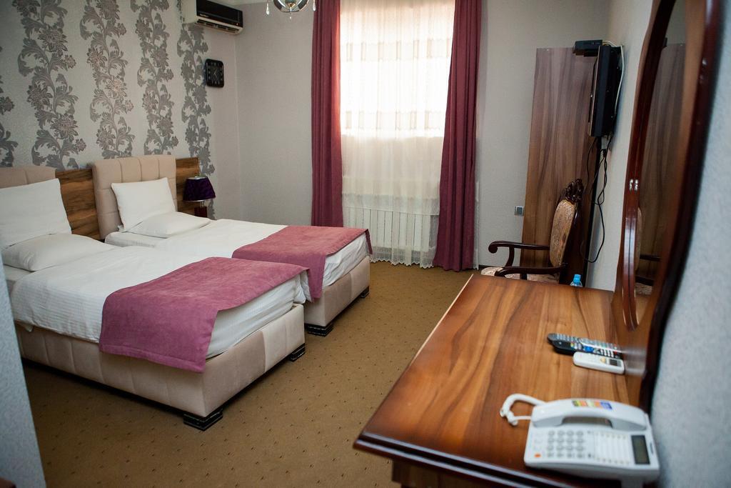 Issam Hotel & Spa Sheki Exterior foto